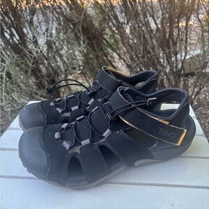 Teva  Mens Size 9  Outdoor Hiking Sport Sandals